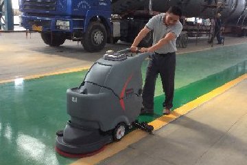 为什么说大型的工商厂越来越离不开洗地机/天津洗地机