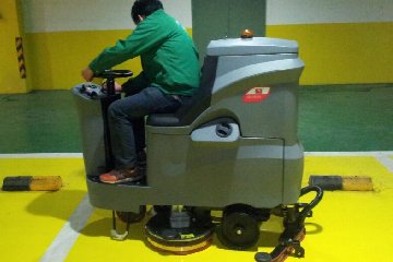 全自动洗地机在环境清洁中的独具优势在哪里?