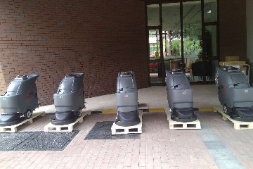 塘沽洗地机，塘沽商场超市宾馆酒店手推洗地机，自动洗地机，全自动洗地机