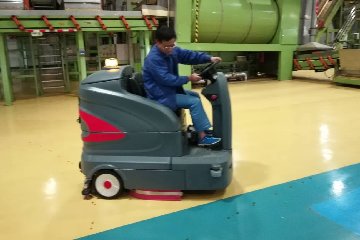 驾驶式洗地机天津高美品牌